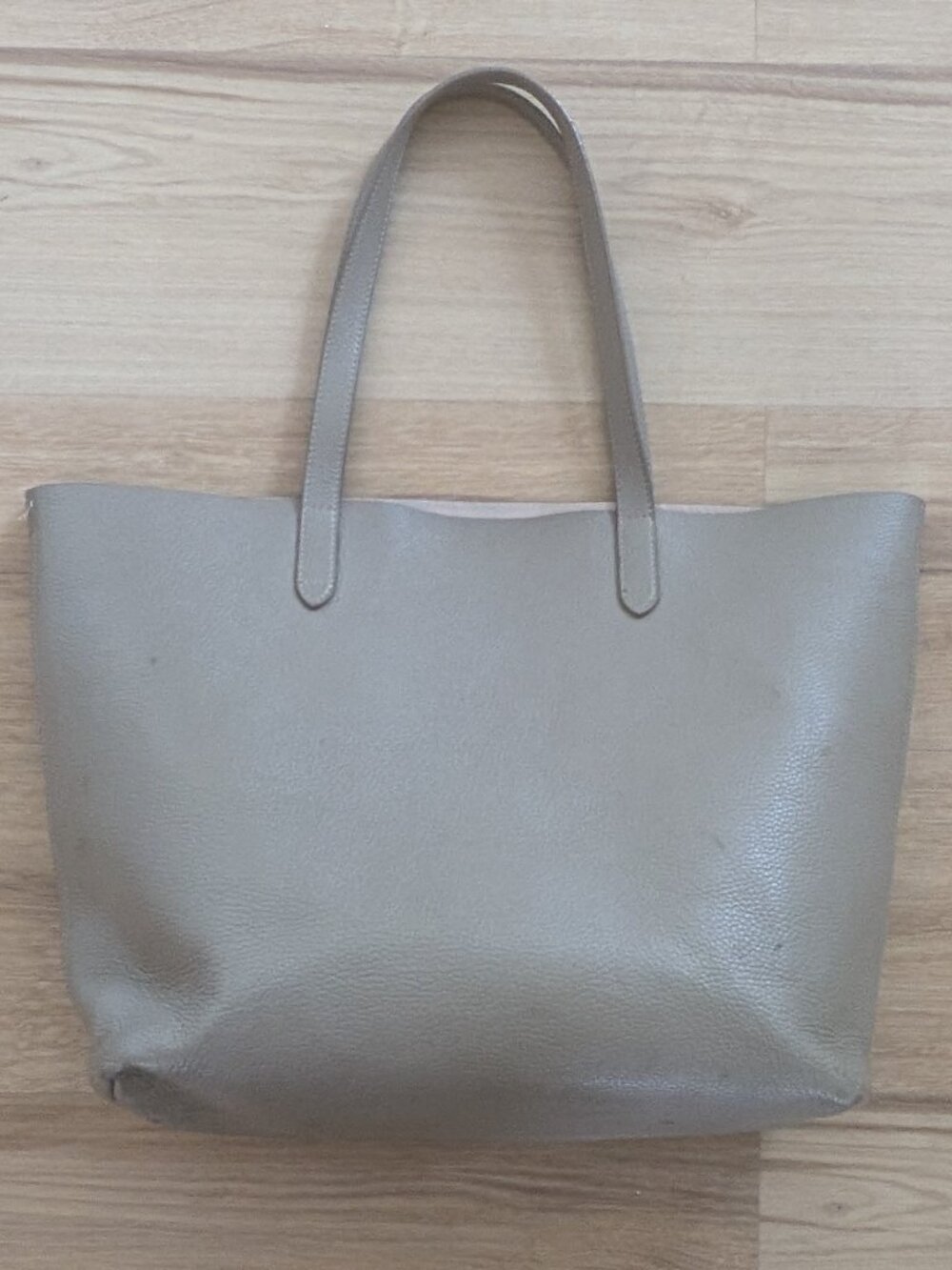 Cuyana Leather Tote Bag Taupe Pebbled Minimalist Shoulder Bag Work Everyday READ - Picture 2 of 16